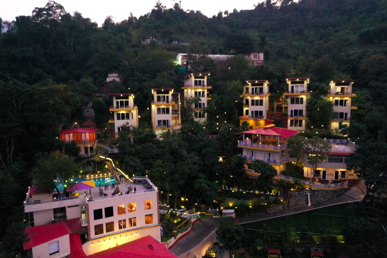 Veda5 Gallery - Beautiful & Luxury Nature Wellness Retreat in Rishikesh